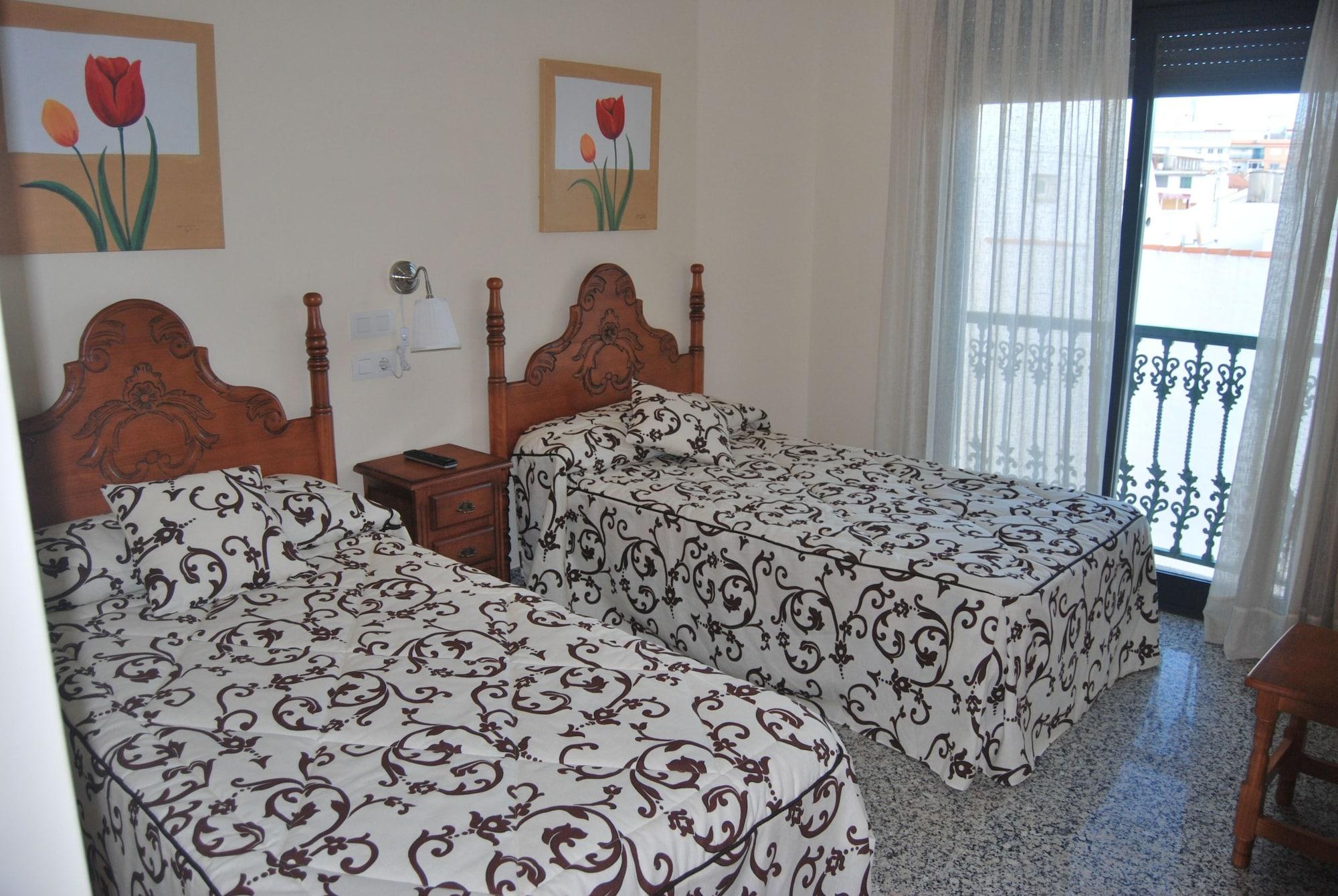 Hotel Reyesol 2*